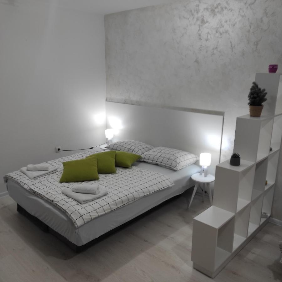 Apartman Jevrejska Баня Лука Екстериор снимка